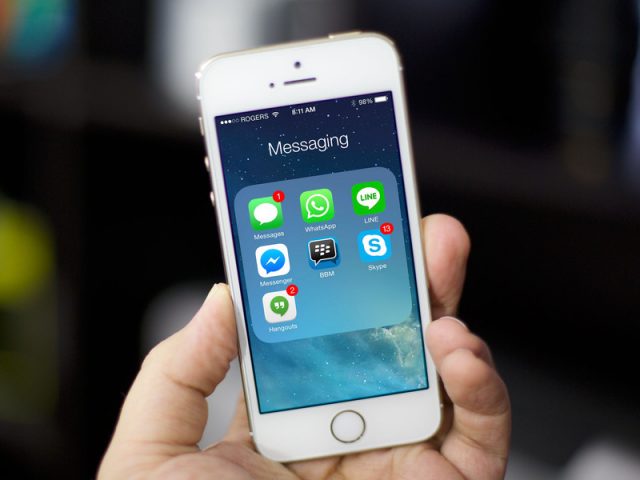 messaging_apps_iphone_5s_hero