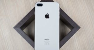 Apple iPhone